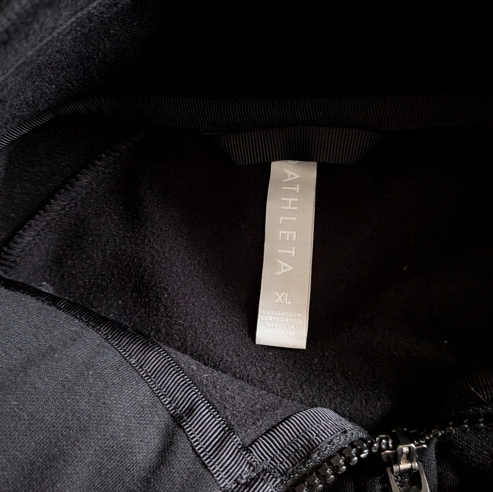 Athleta Triumph Zip Hoodie- Black- XL - Picture 4 of 5